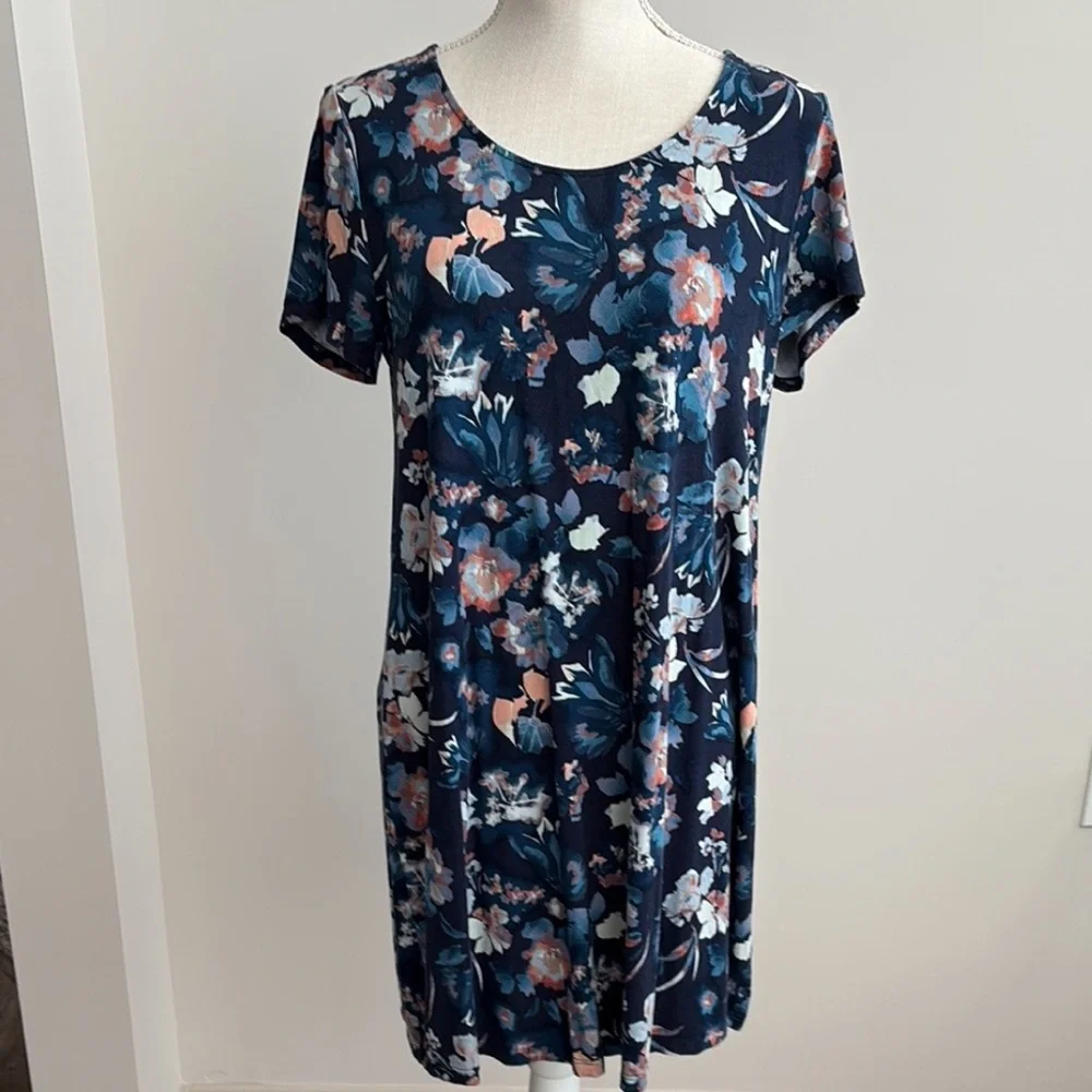 Soma Nightgown Floral Navy Short Sleeve Stretchy Size S Knee Length - Picture 2 of 5